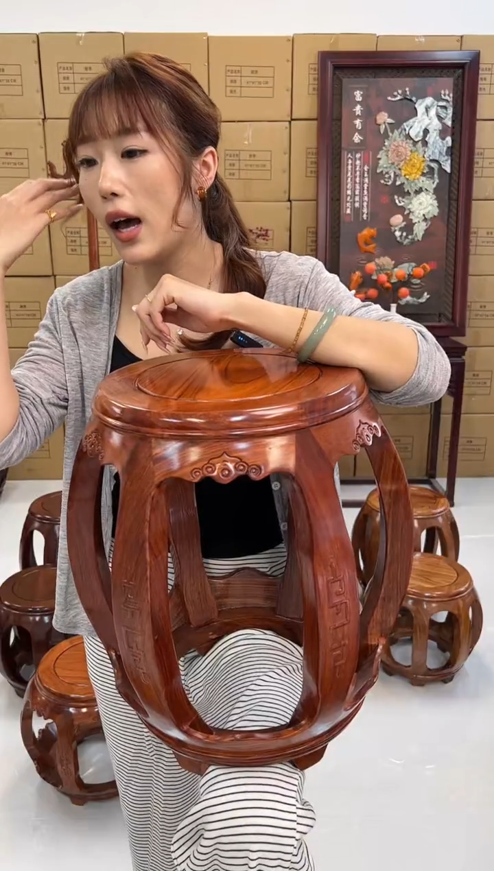 鸡翅木类坐具亚花梨花梨色大号鼓凳雕花鼓凳