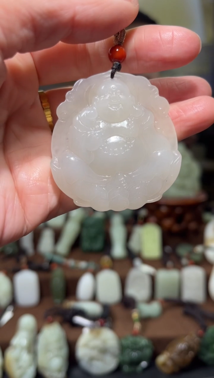 颈饰未镶嵌和田玉·