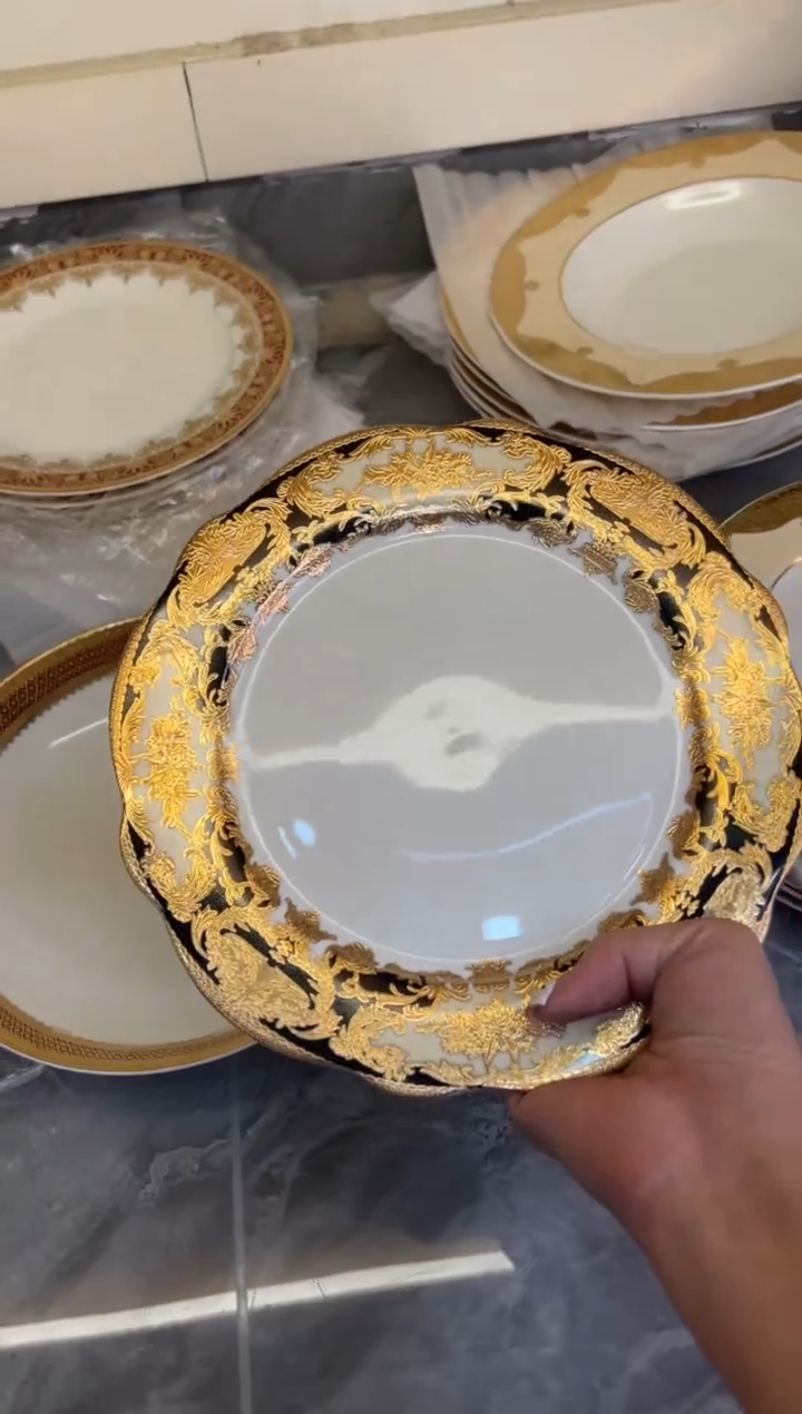 瓷片8寸平盘2个一单微瑕