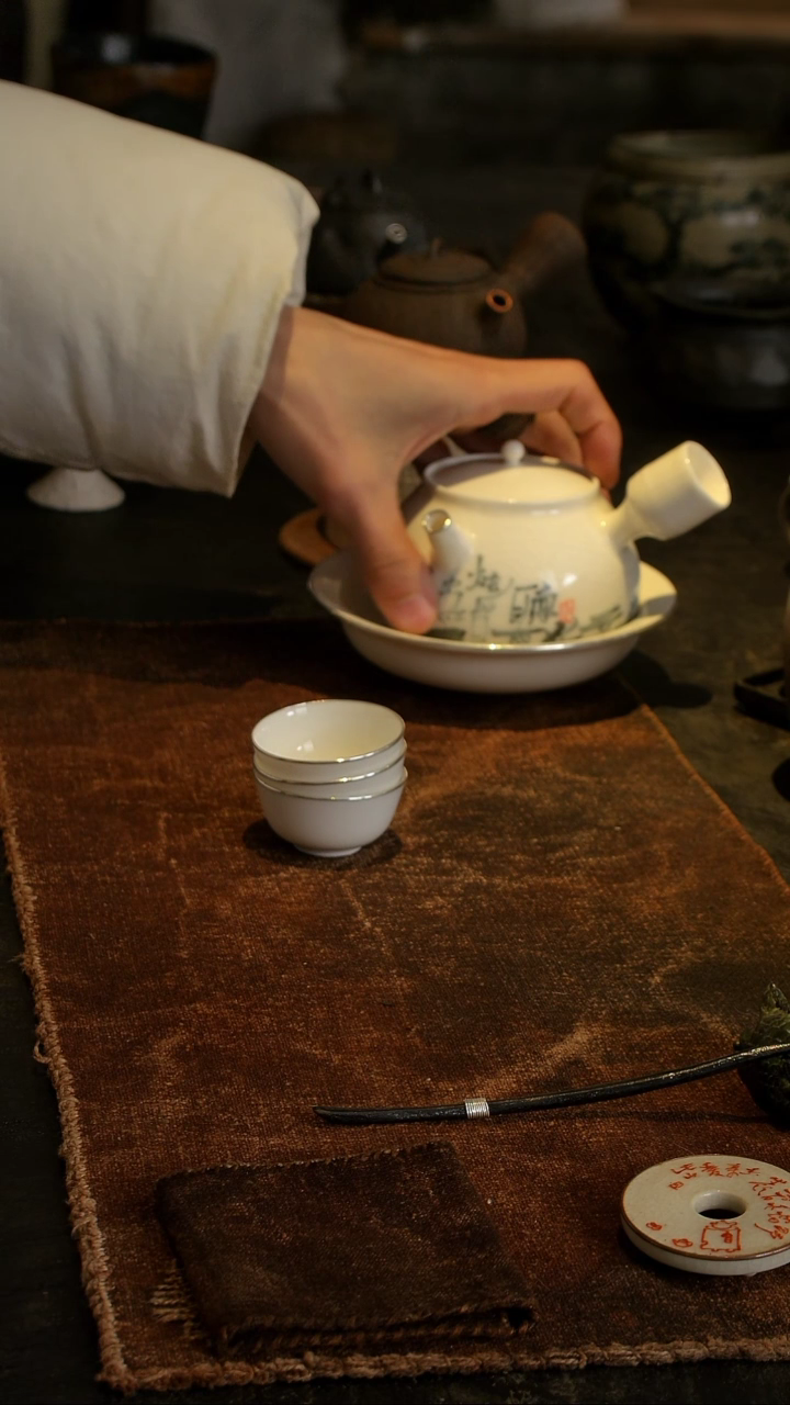 【闪购商品】鱼和熊工作室茶具