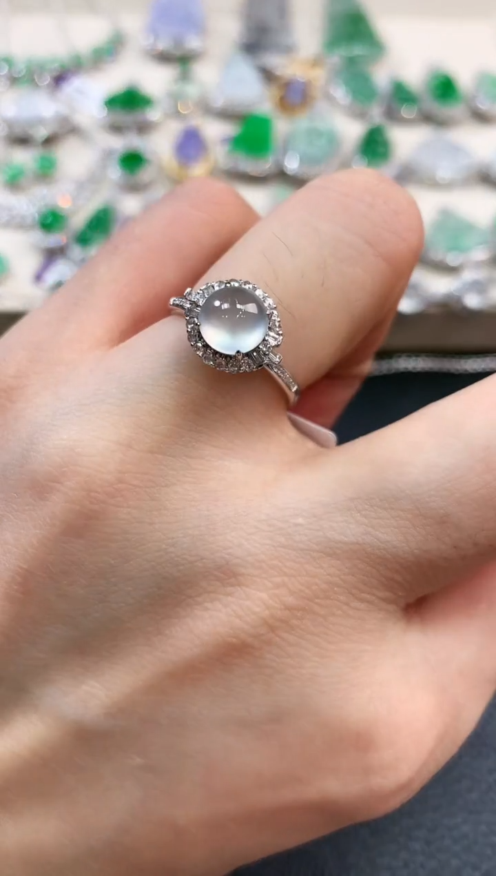 【闪购商品】翡翠戒指18K金镶嵌n52     