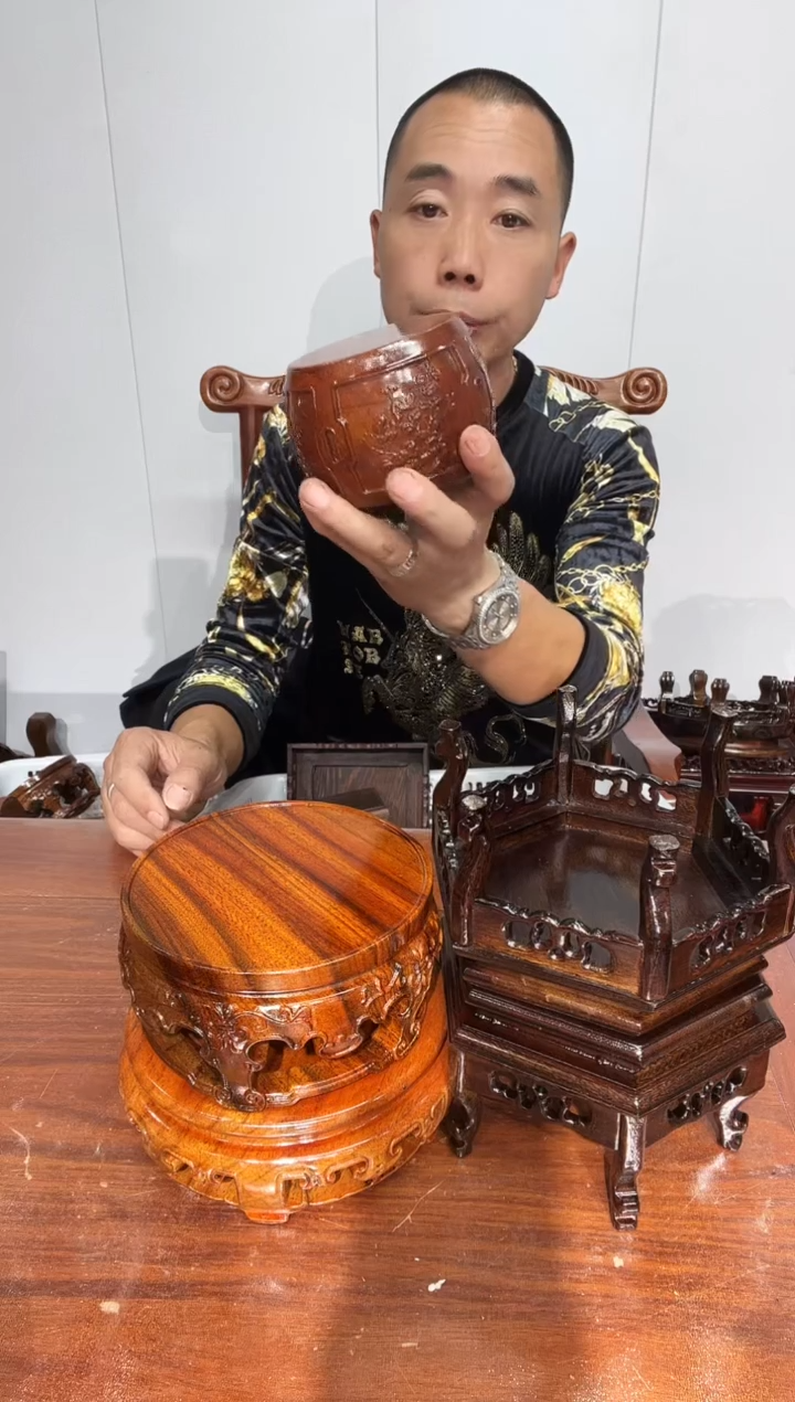 木8**2瑕疵处理底座一筐15个