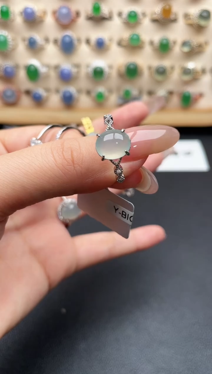 银S925镶嵌戒指翡翠一物一证一礼盒