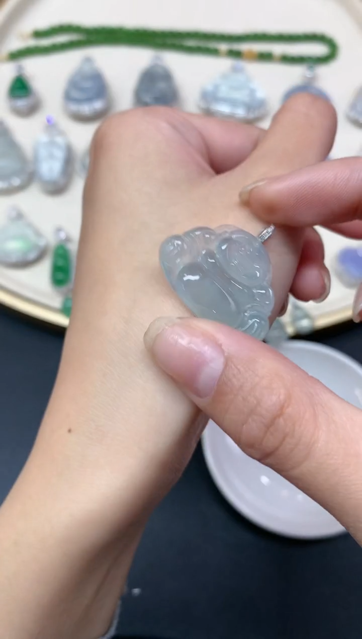 【闪购商品】翡翠吊坠(不含链)18K金镶嵌吊坠A49|1980