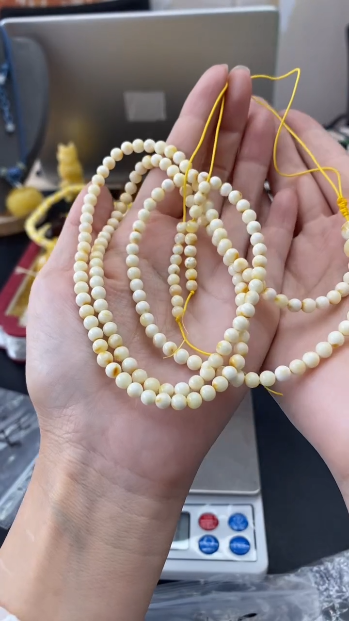 琥珀未镶嵌珠宝奇石803