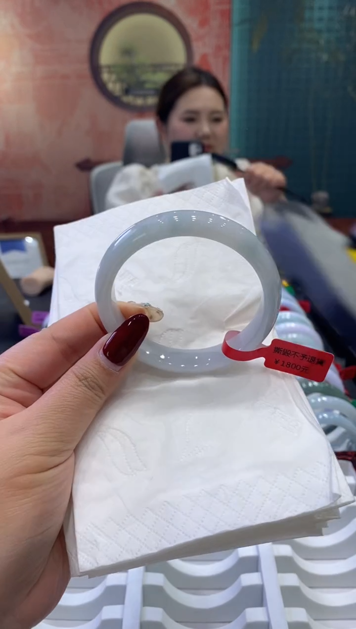 【闪购商品】翡翠手镯未镶嵌多人003949