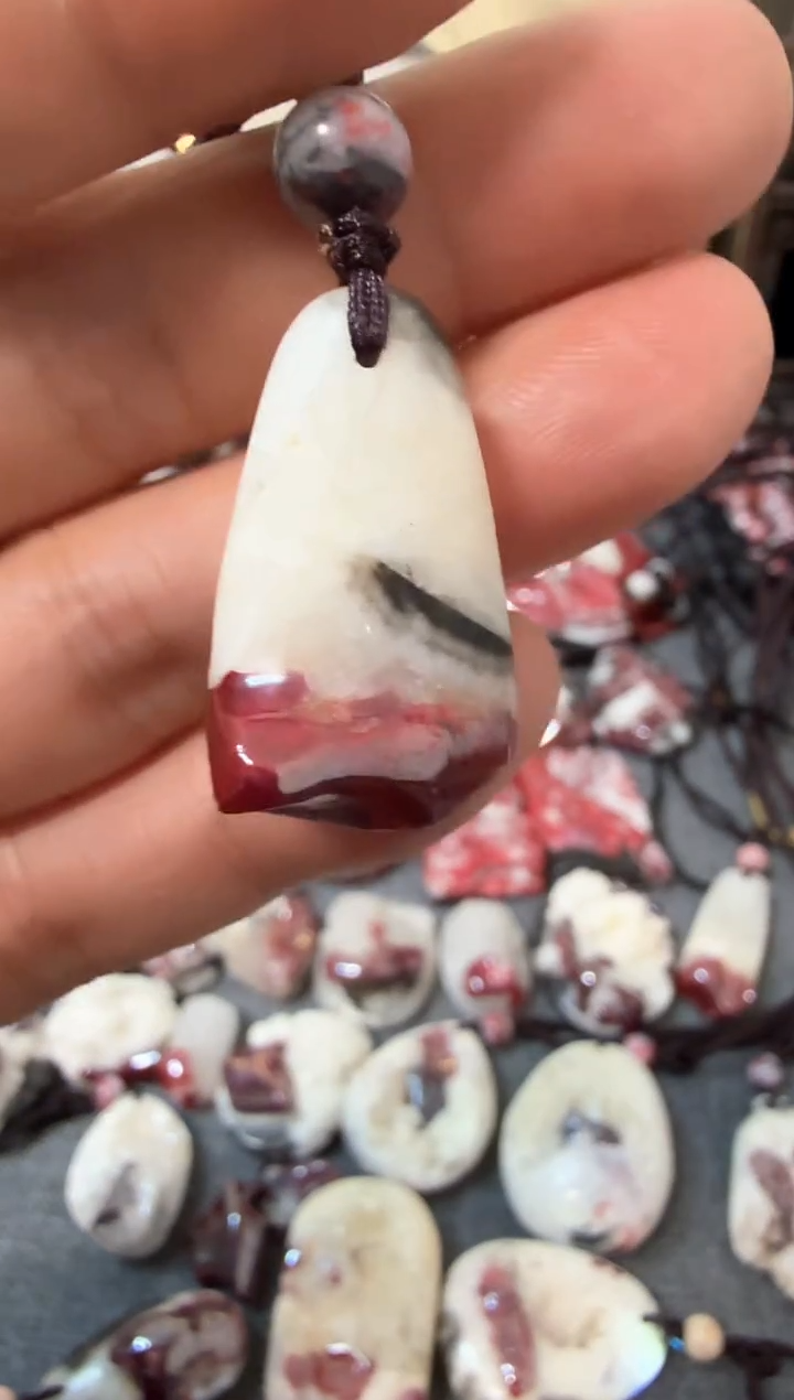 【闪购商品】天然辰砂大晶砂随行吊坠1