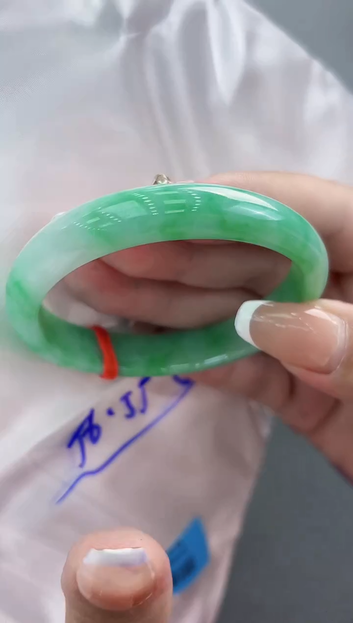 【闪购商品】翡翠手镯未镶嵌翡翠手镯