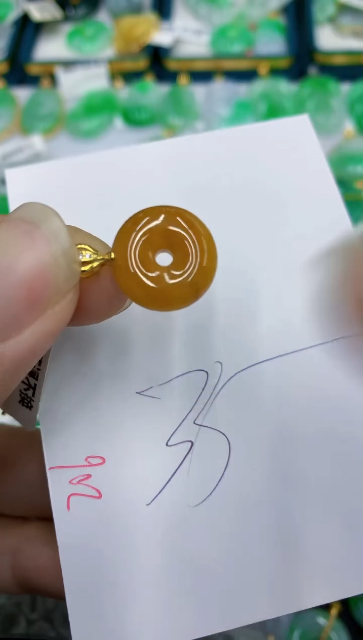 翡翠未镶嵌颈饰1111111111