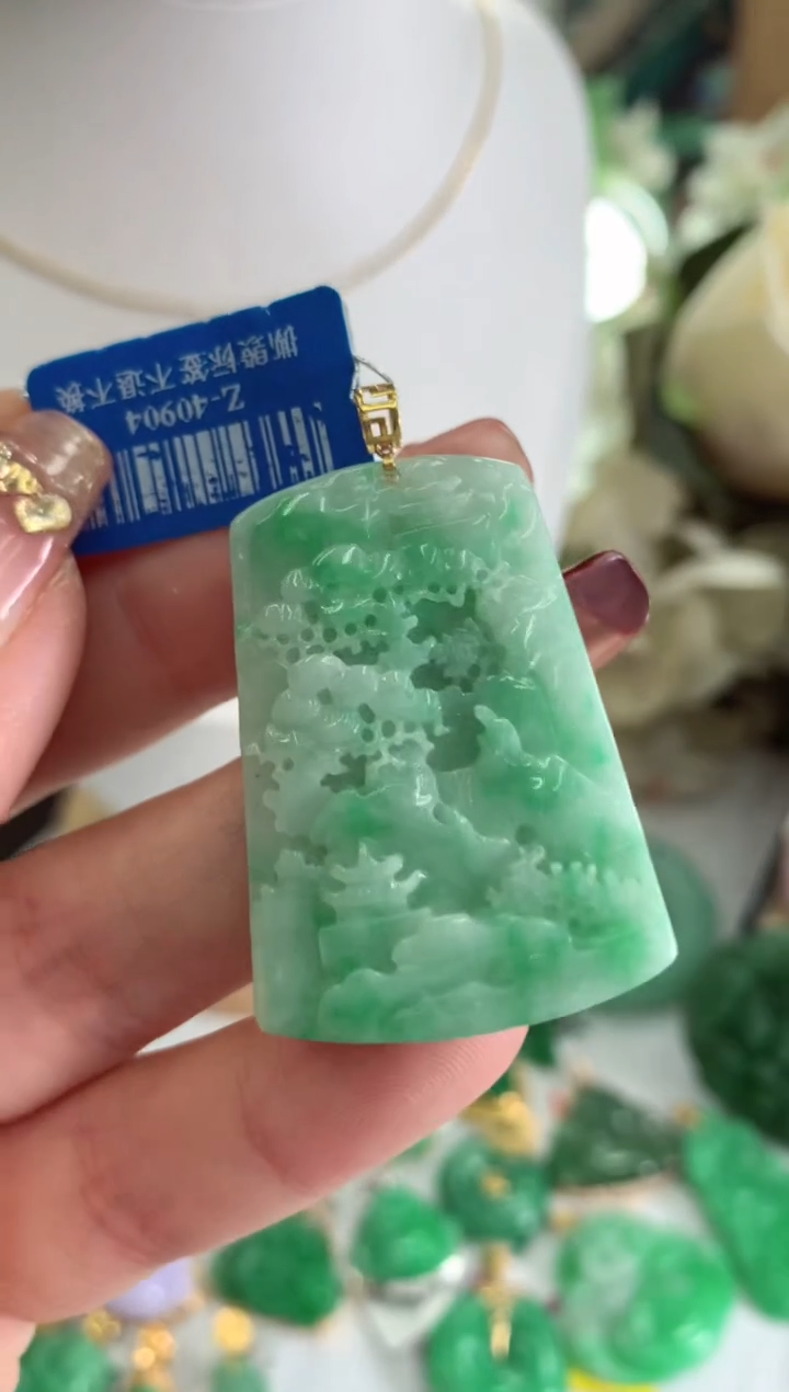 【闪购商品】翡翠吊坠(不含链)18K金镶嵌挂件