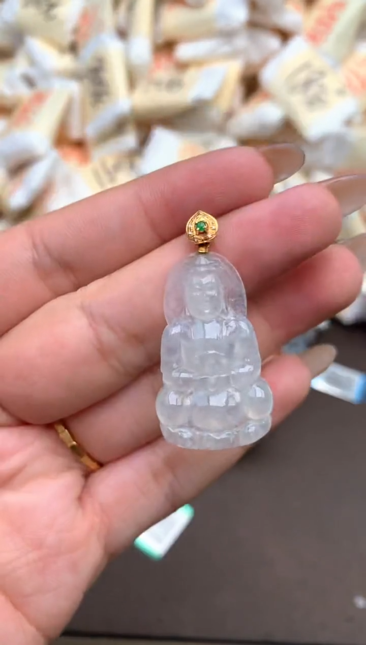 【闪购商品】翡翠18K金镶嵌颈饰—