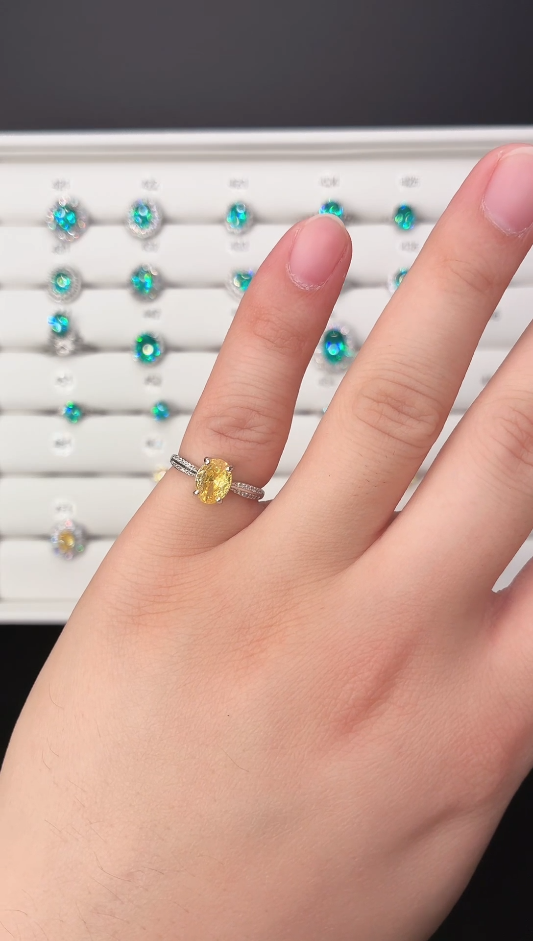 戒指彩色蓝宝石银S925镶嵌12341564654