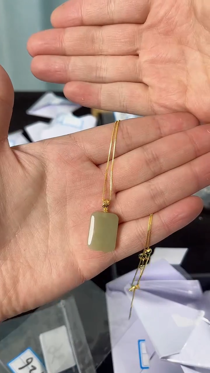 【闪购商品】和田玉颈饰银S925镶嵌无事牌吊坠