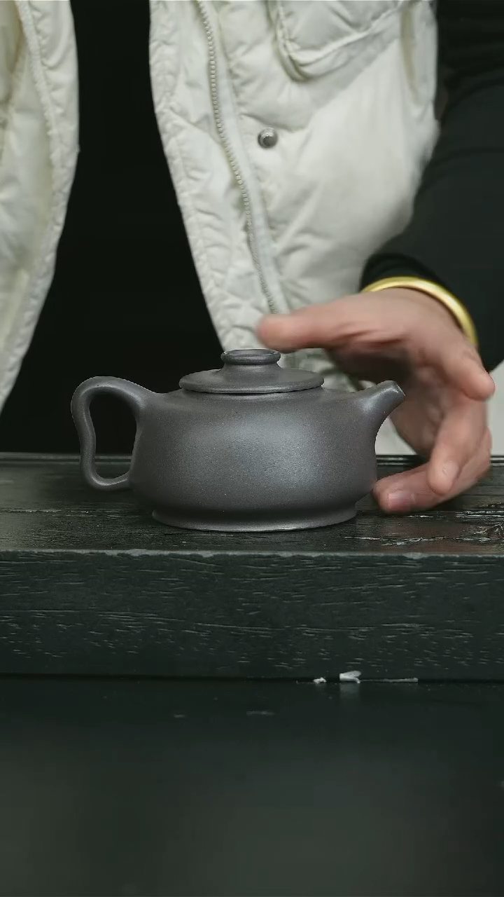 【闪购商品】紫砂茶壶天青光素静圆