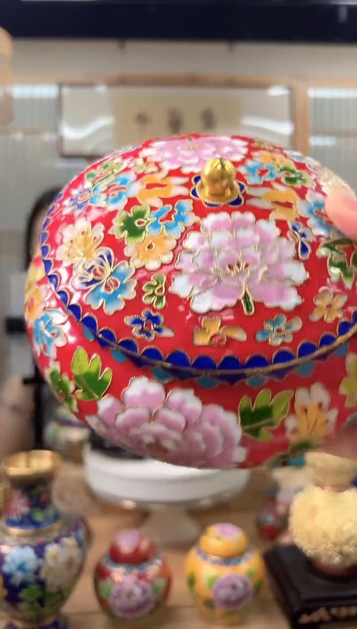 XZG001景泰蓝花丝喜子罐7寸红色