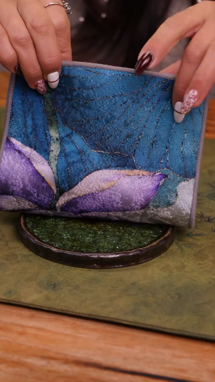 【闪购商品】宋锦提花刺绣荷花茶巾