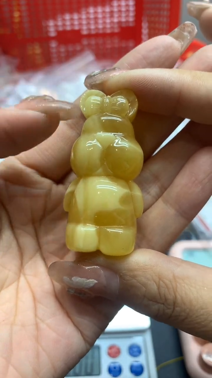 未镶嵌琥珀珠宝奇石1640