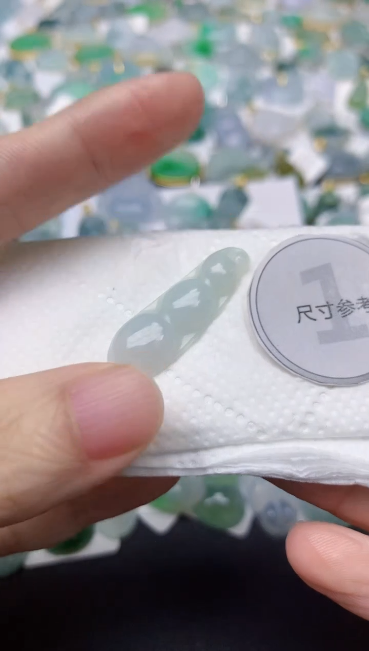 颈饰未镶嵌翡翠天然缅甸A货翡翠