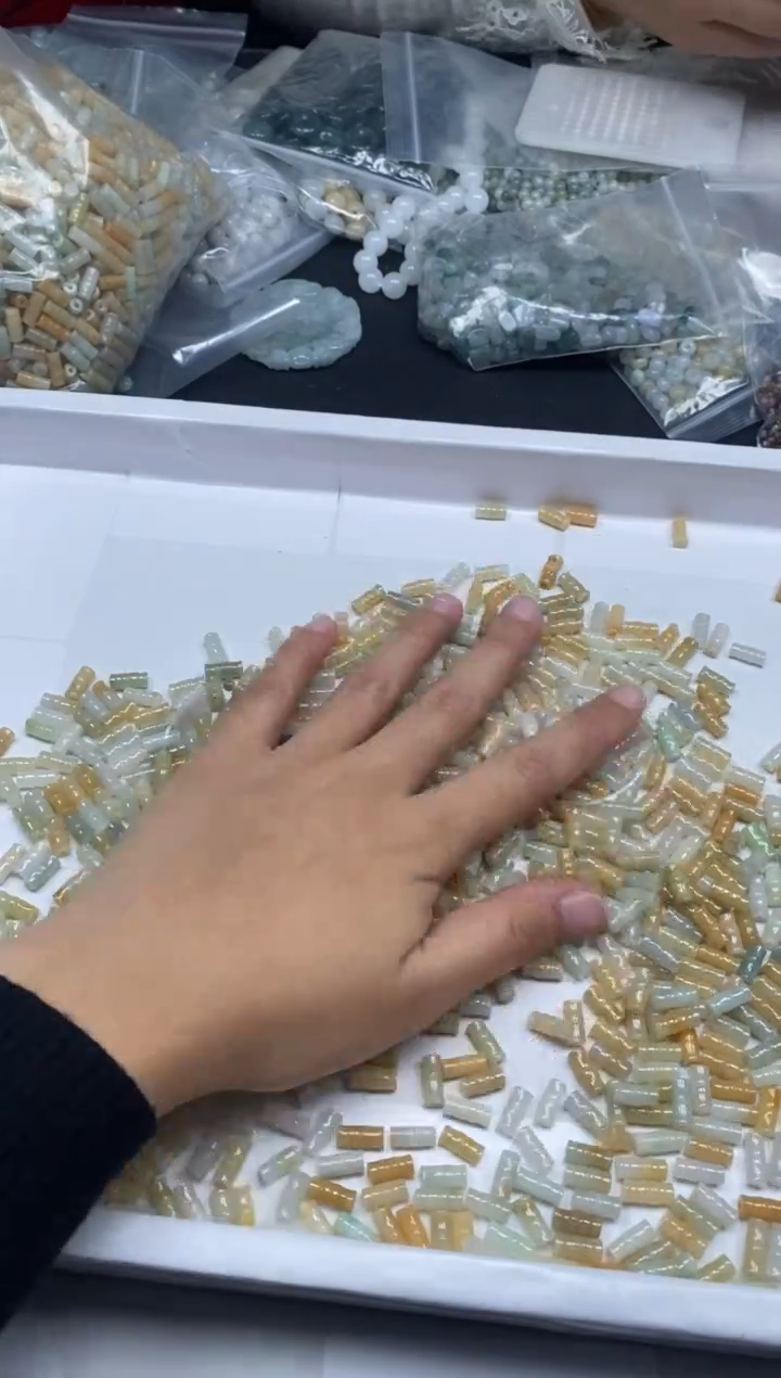 【闪购商品】翡翠颈饰未镶嵌贞城散珠批发DIY