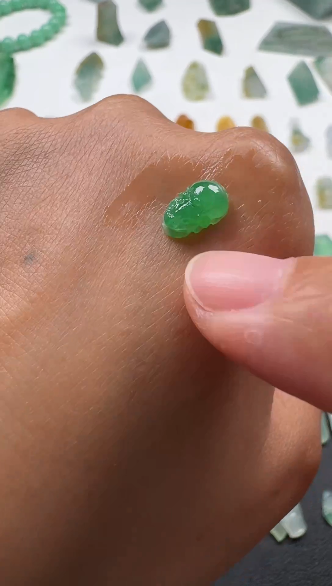 定制翡翠未镶嵌貔貅9.6-6.6-3.5