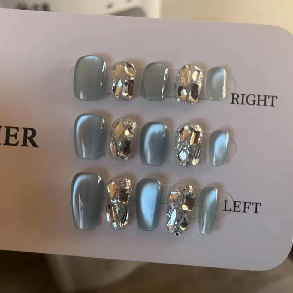 【蓝色猫眼】纯手工穿戴甲可以反复穿戴裸色猫眼爆闪显白美甲甲片