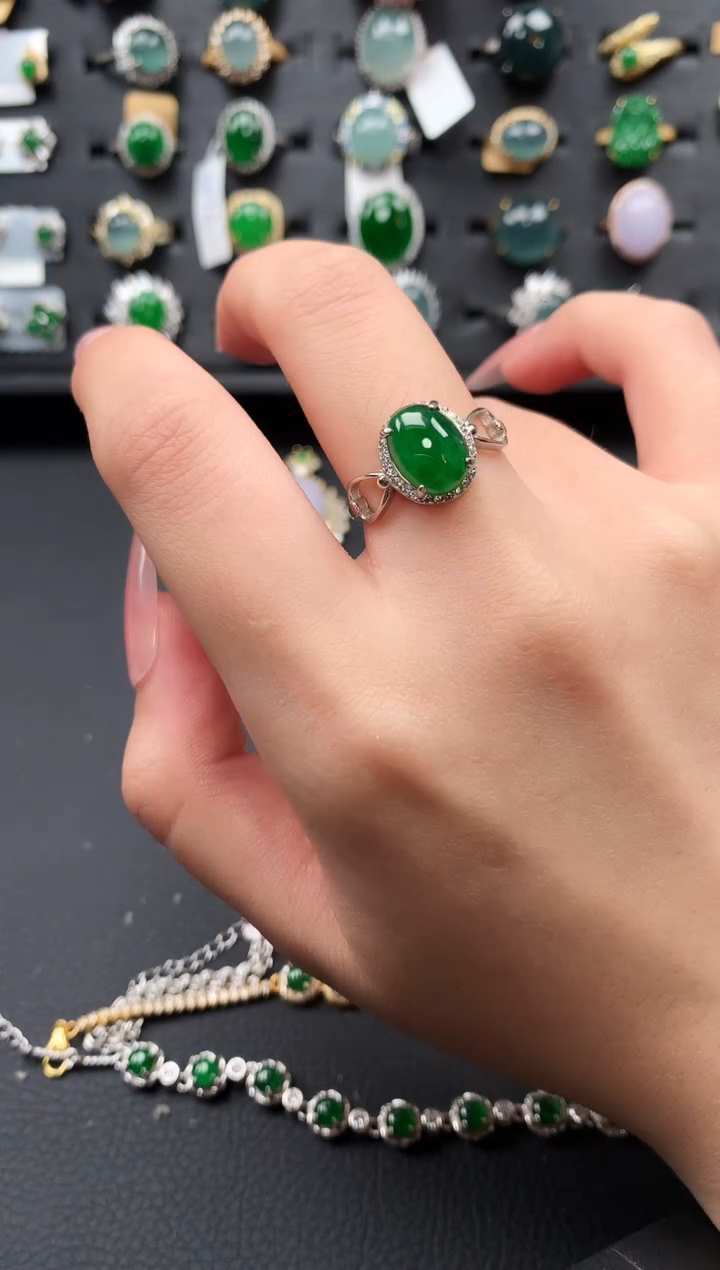 【闪购商品】翡翠戒指银S925镶嵌5612341