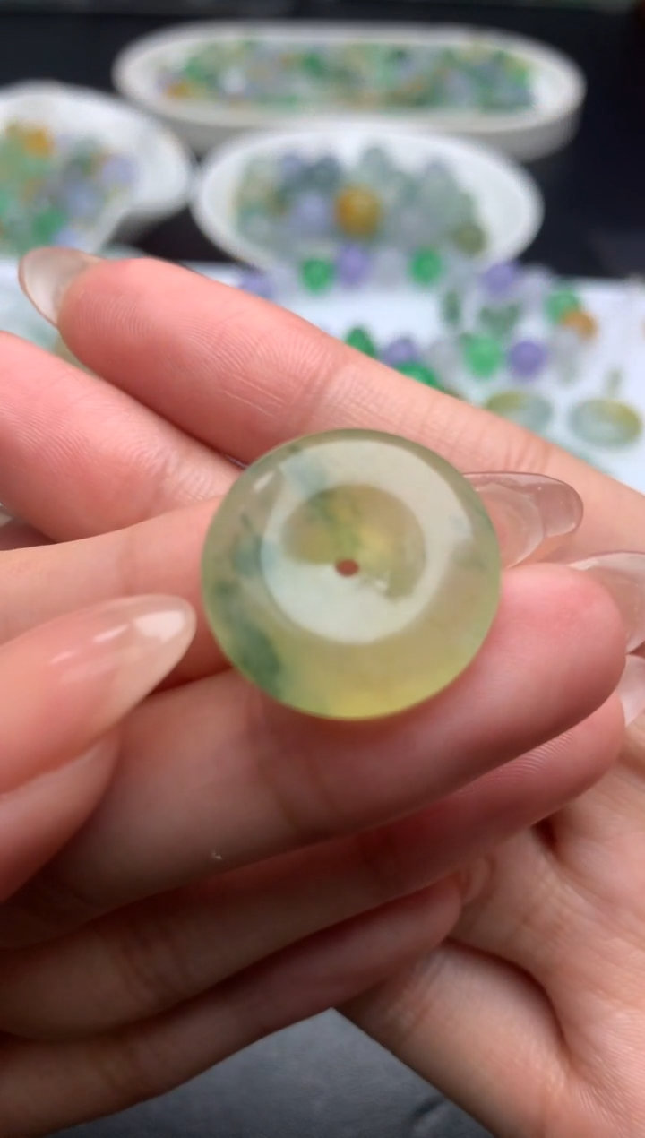 【闪购商品】定制翡翠未镶嵌毛货