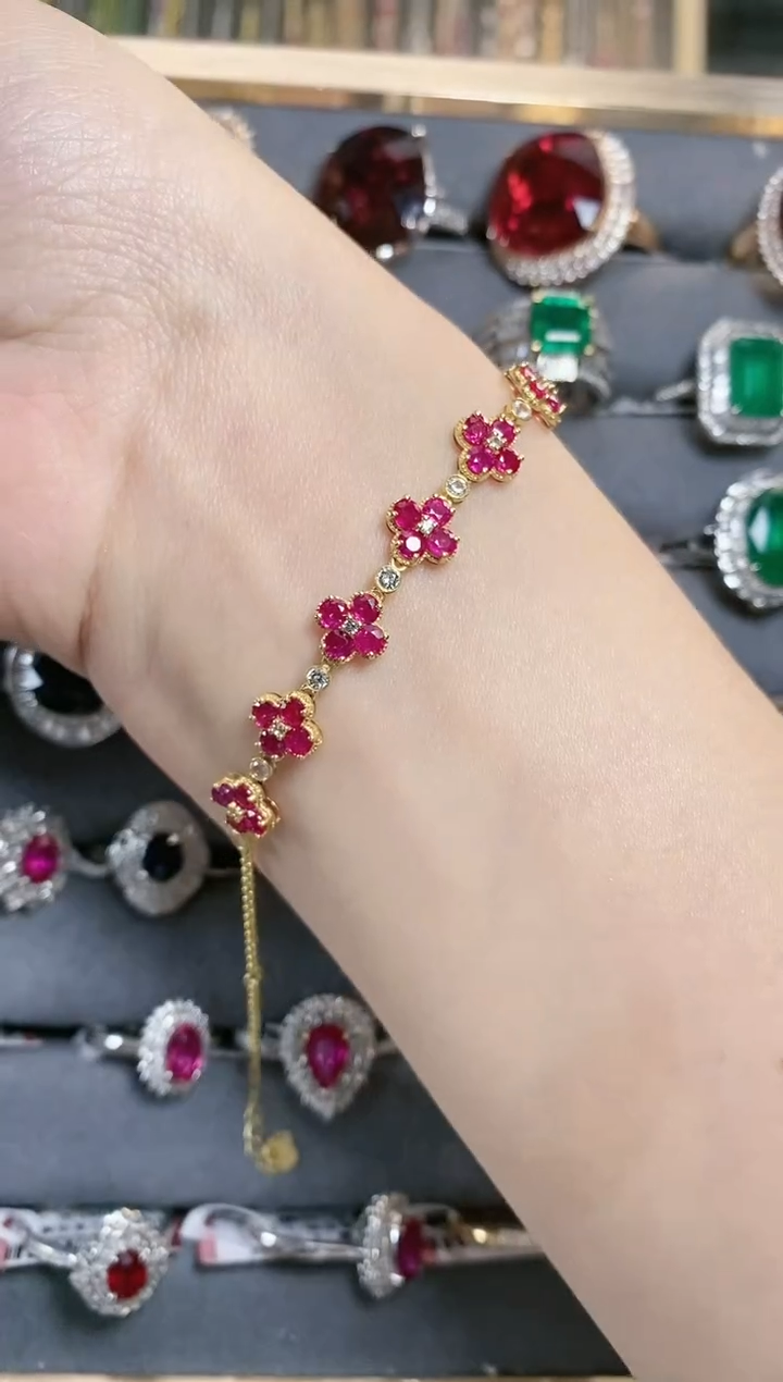 18K金镶嵌手链红宝石·