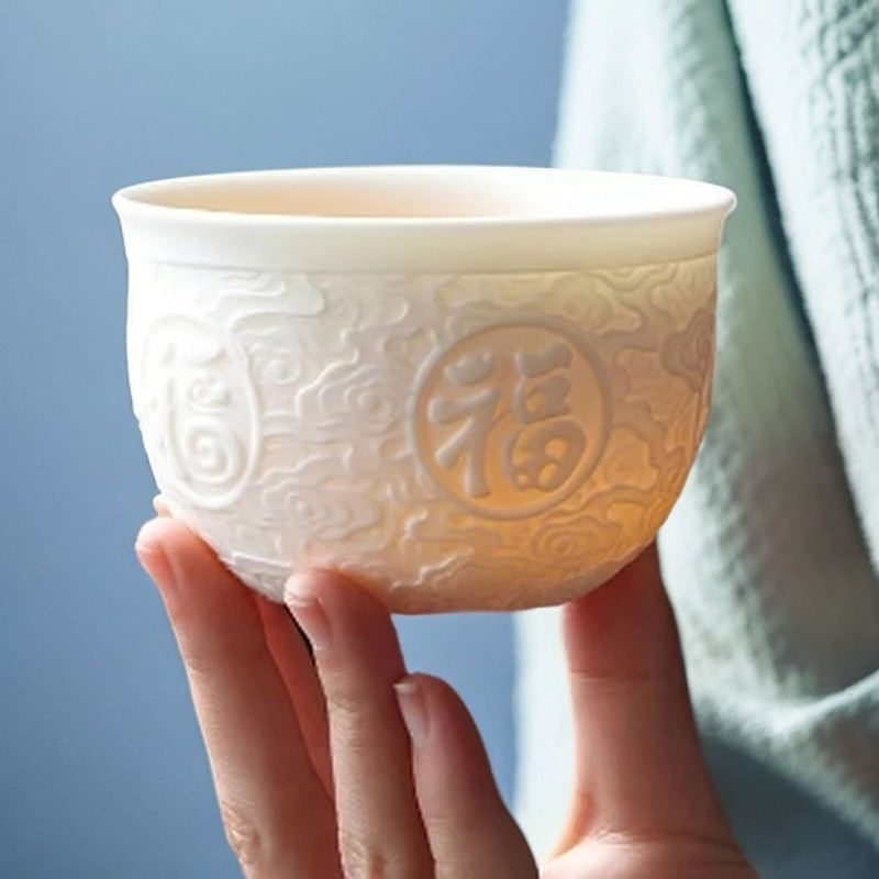 TJ020-浮雕祥云六福主人杯