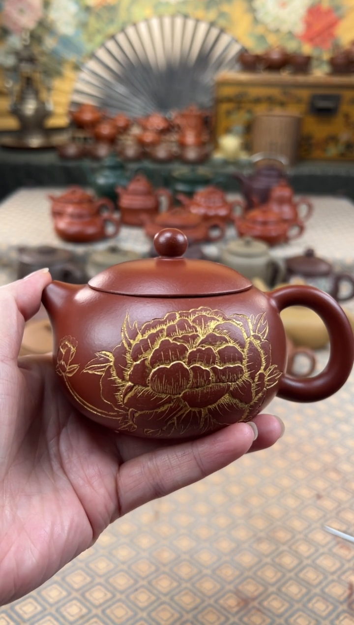 茶壶紫砂朱泥刻绘西施壶280CC