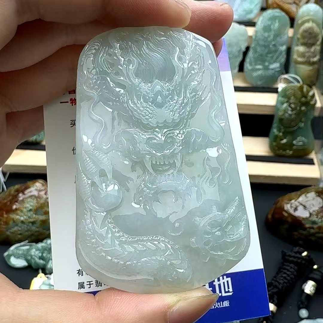 龙牌---缅甸A货翡翠-------基地发货一物一证-------支持全国复检