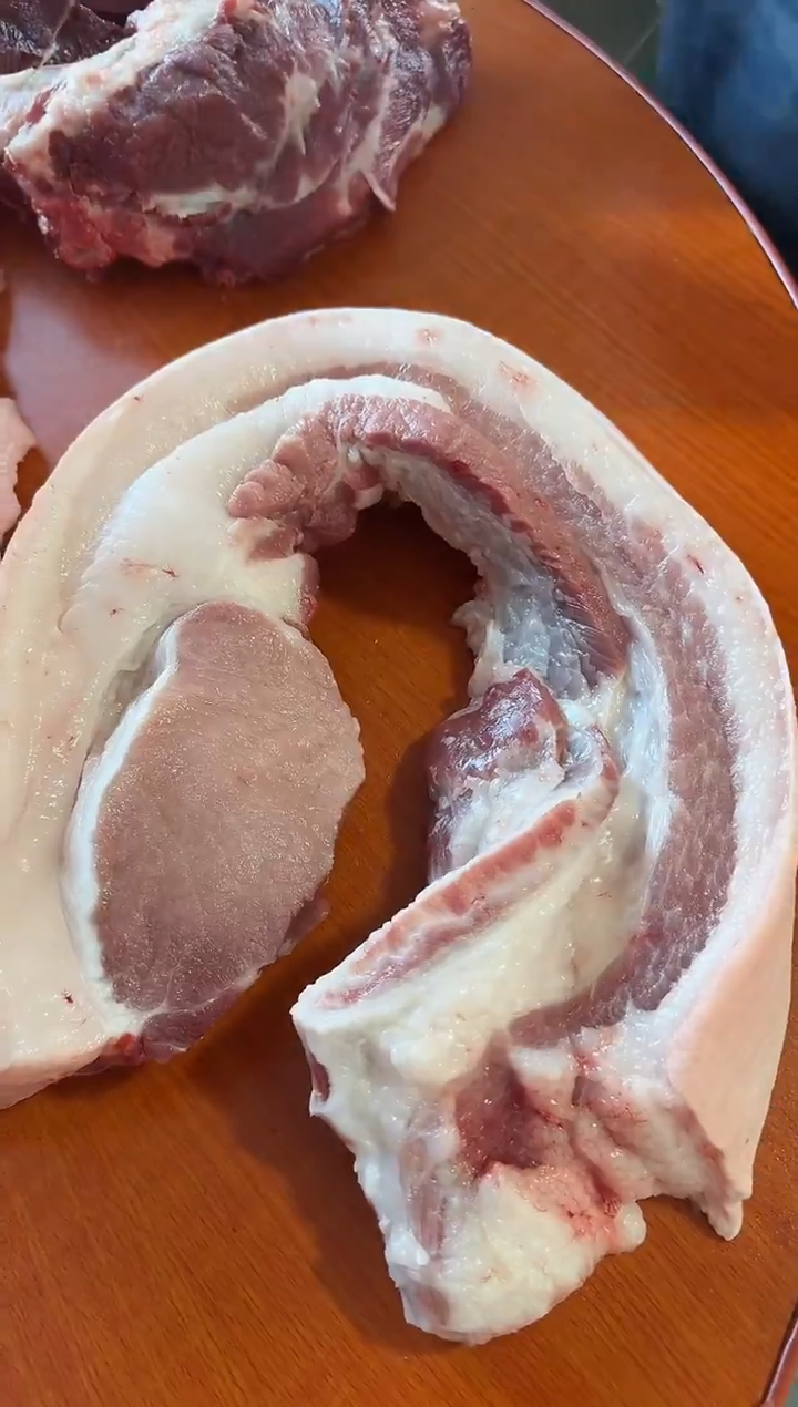 中国大陆180食用农产品小***8猪五花肉3.08小红488