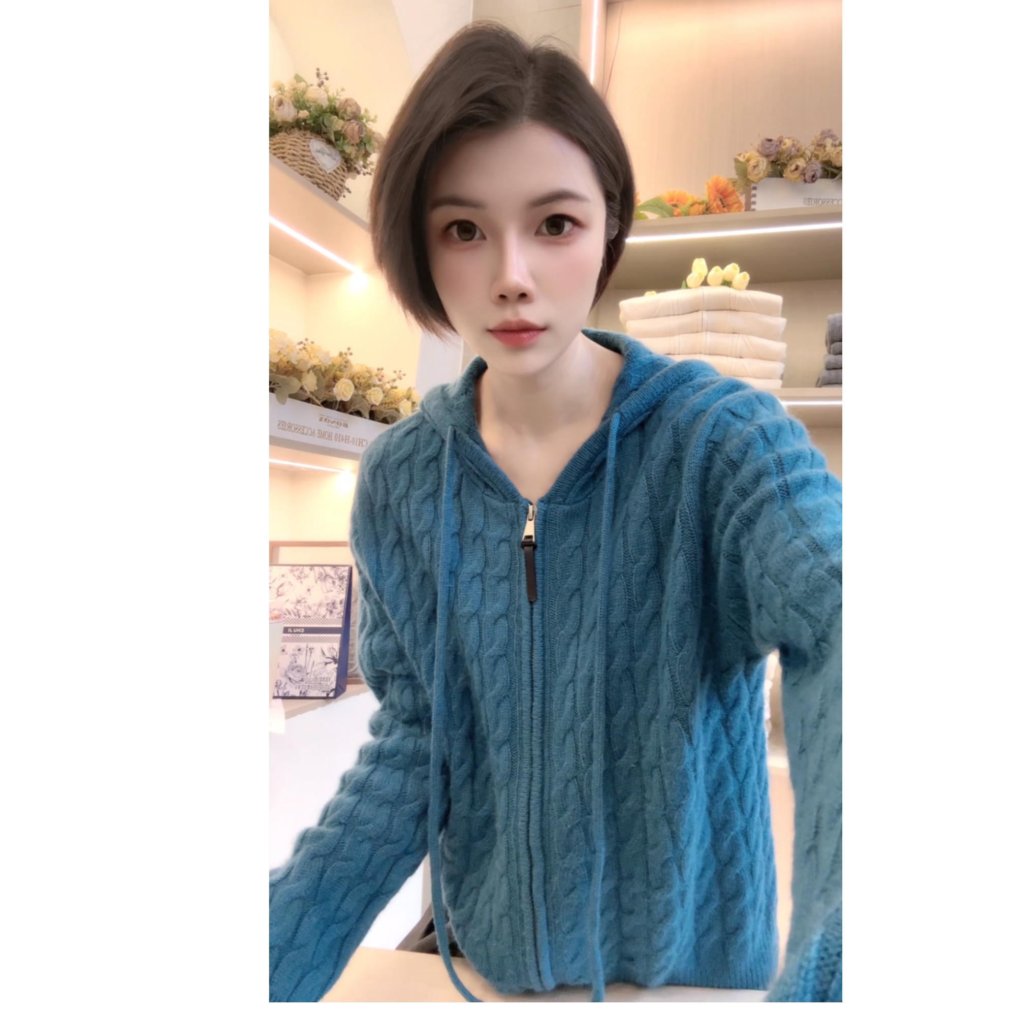[编码A119]妮妮家纯色连帽开衫宽松百搭长袖针织女厚