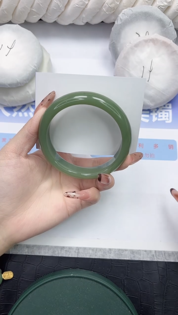 未镶嵌手镯石英质玉34-60