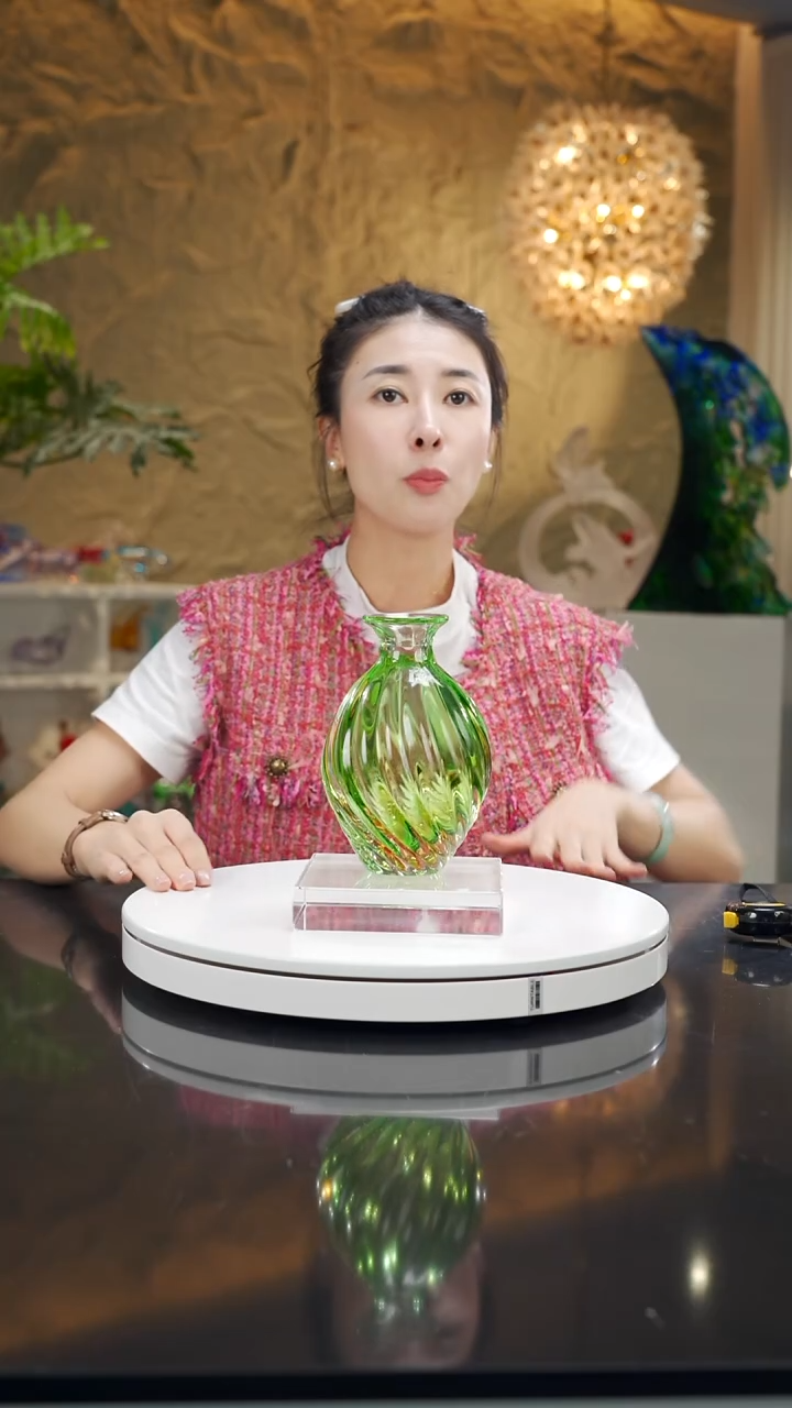 福利琥珀绿香薰瓶微瑕不退换40号