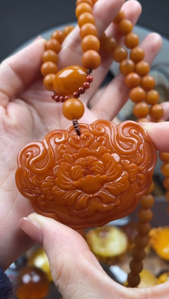 【闪购商品】琥珀裸石未镶嵌首饰 假1赔4 （多样性发货1件