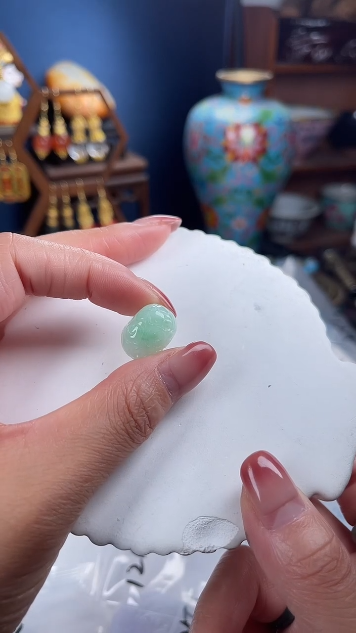 未镶嵌挂件翡翠静**来，121108