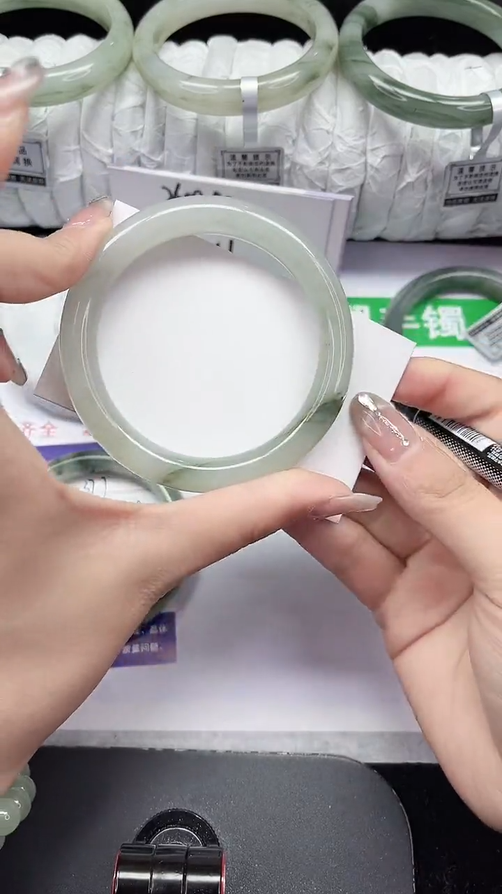 未镶嵌手镯石英质玉378-56/57