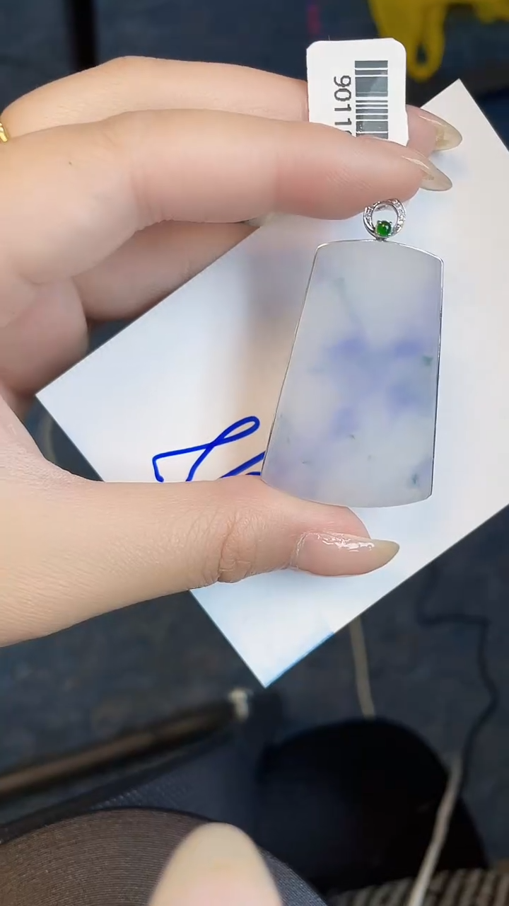 【闪购商品】翡翠颈饰18K金镶嵌00000000