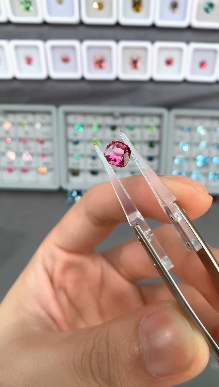 【闪购商品】定制碧玺裸石未镶嵌1.73ct