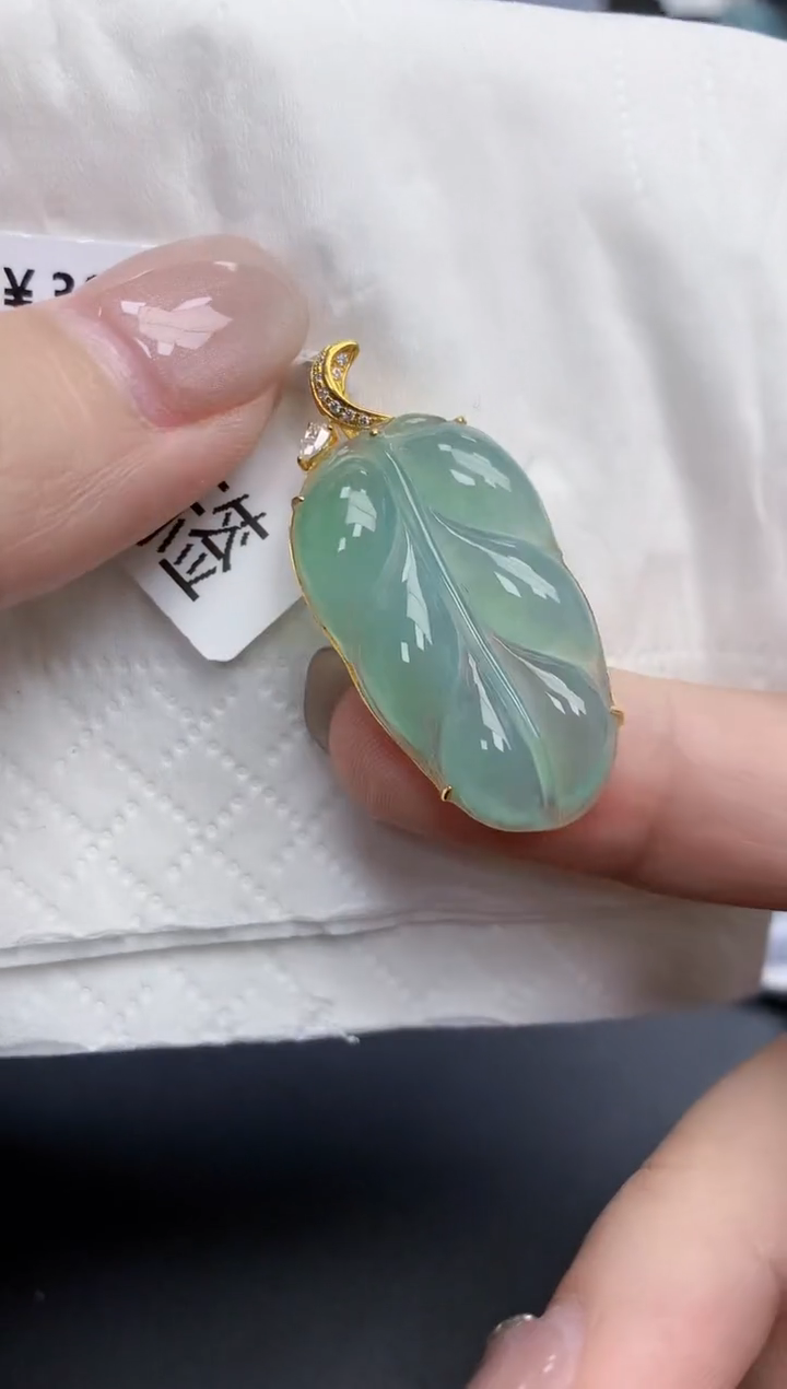 【闪购商品】翡翠颈饰18K金镶嵌天然缅甸翡翠A货