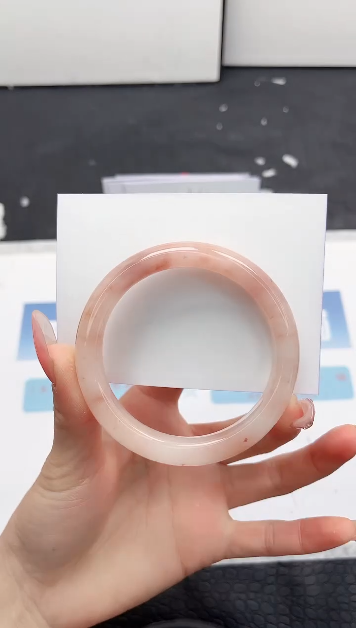 【闪购商品】石英质玉手镯未镶嵌290-55.3