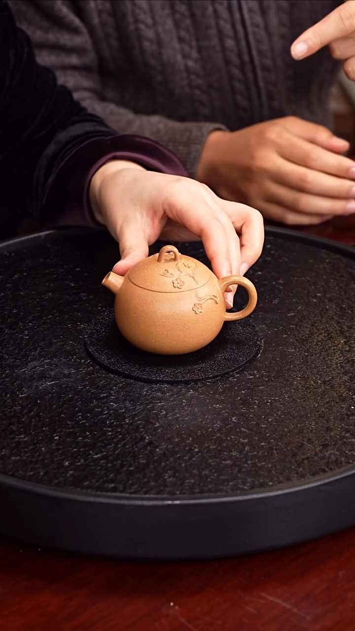 茶壶紫砂蒋氏工堂  梅圆珠34  老档口黄金段 120毫升