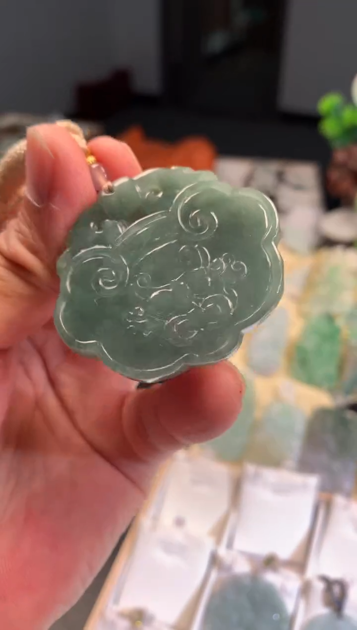 【闪购商品】翡翠颈饰未镶嵌03/09/234