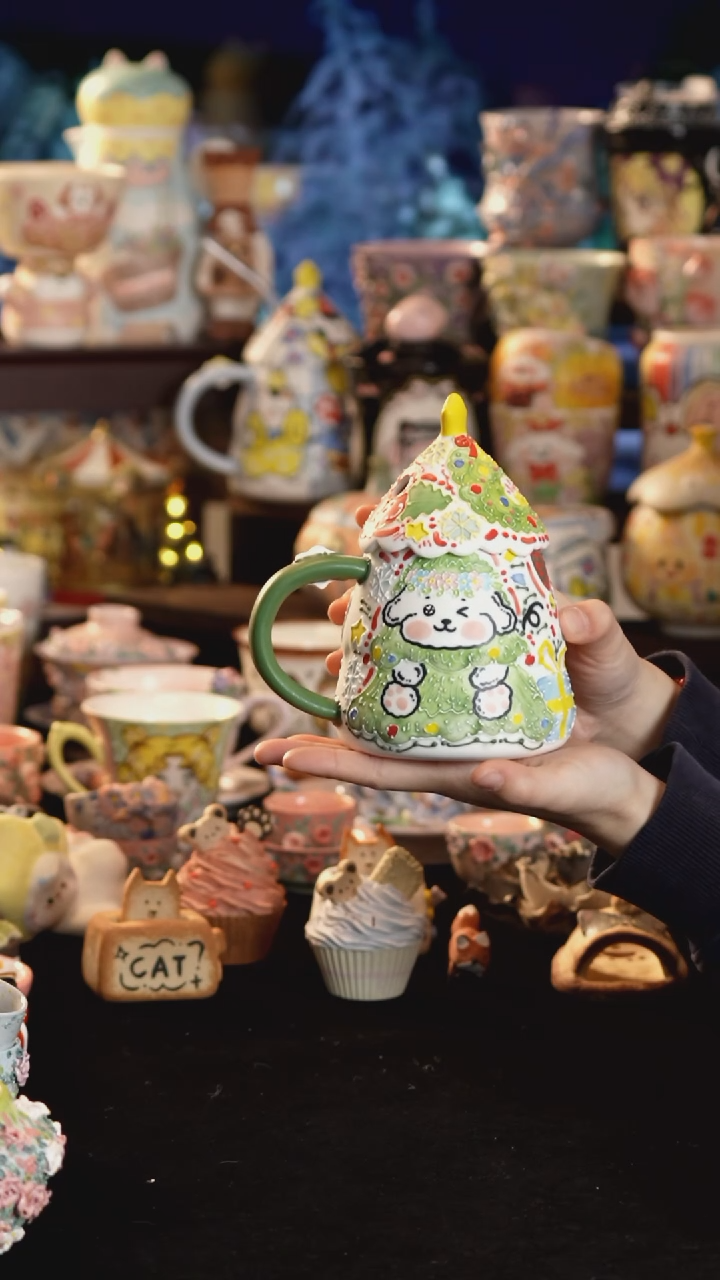 摆件陶景德镇釉下彩手绘设计师款陶瓷