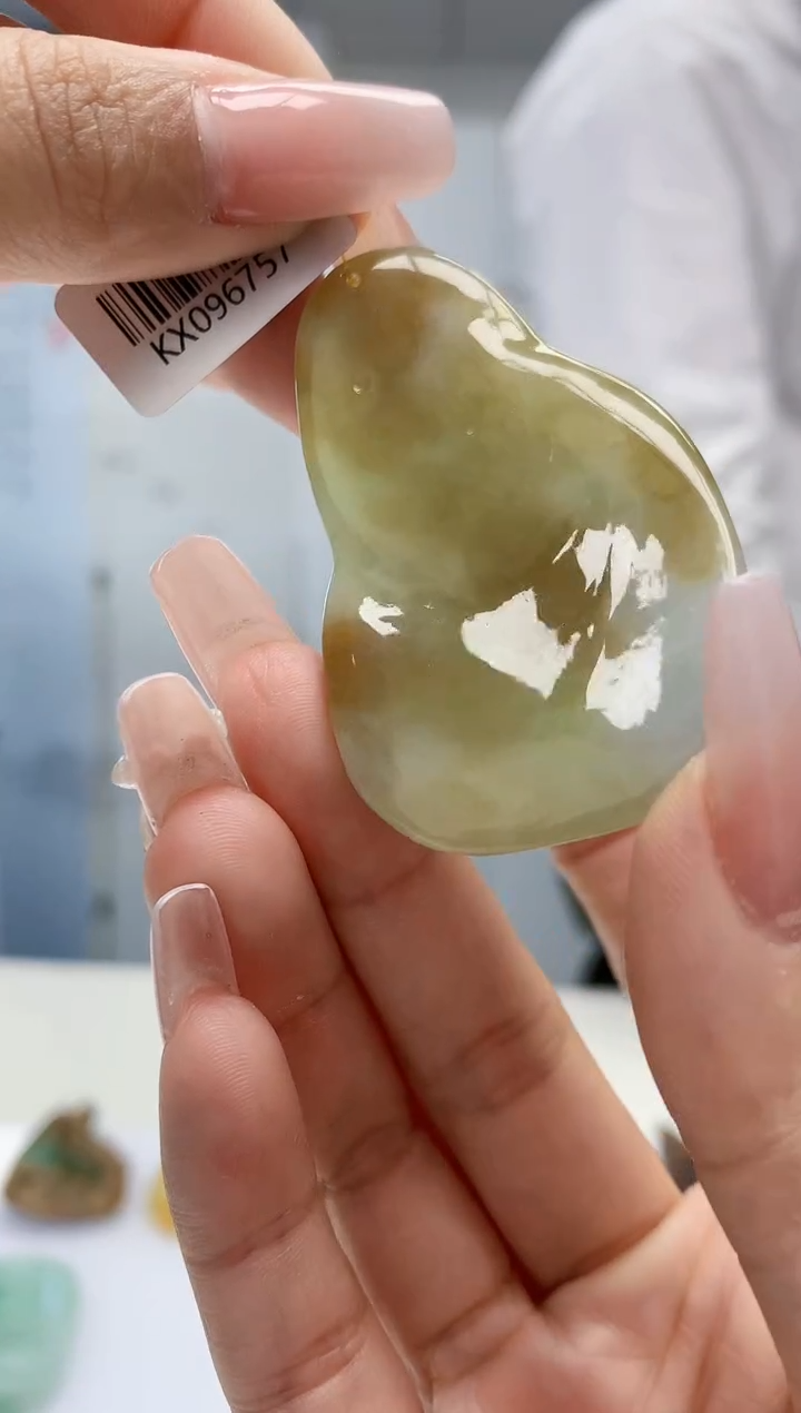 【闪购商品】定制翡翠未镶嵌5028lr-毛货挂件