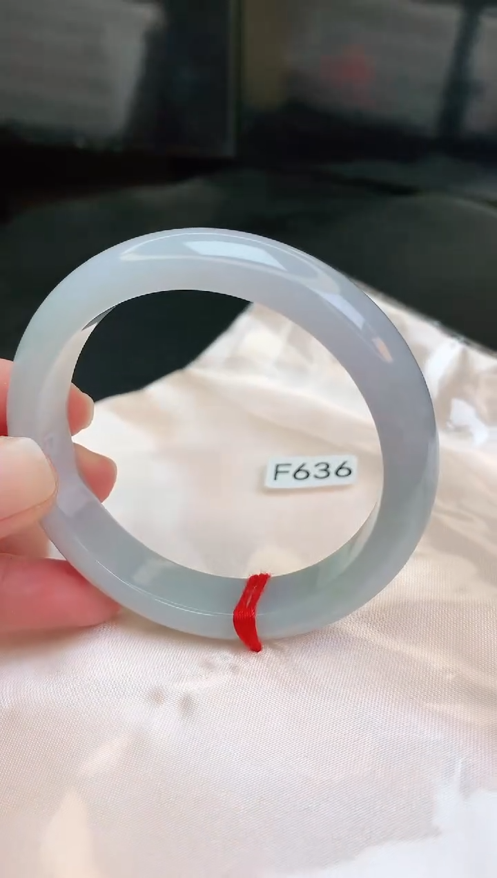 【闪购商品】翡翠手镯未镶嵌缅甸天然A货手镯