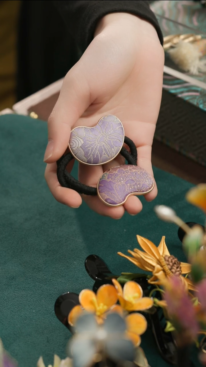 刺绣湘传礼宋锦发绳一对