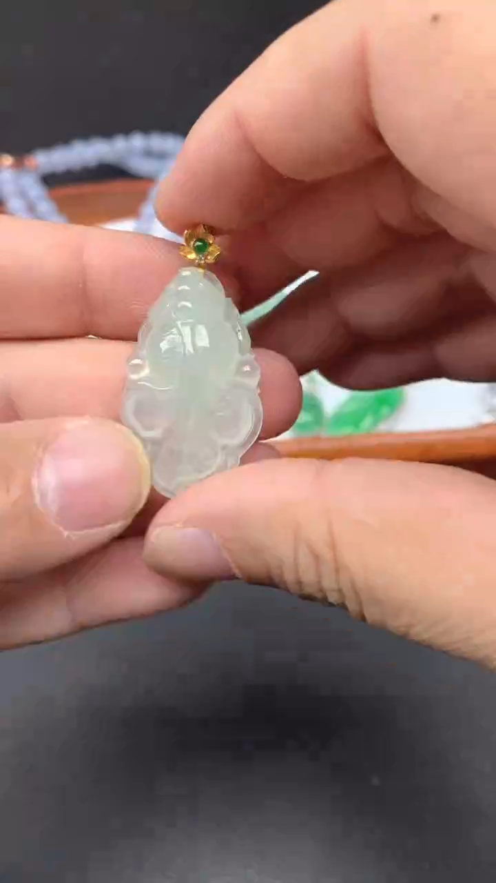 【闪购商品】翡翠颈饰18K金镶嵌38-天然翡翠