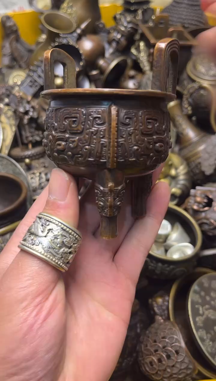精美铜器，点击下单
